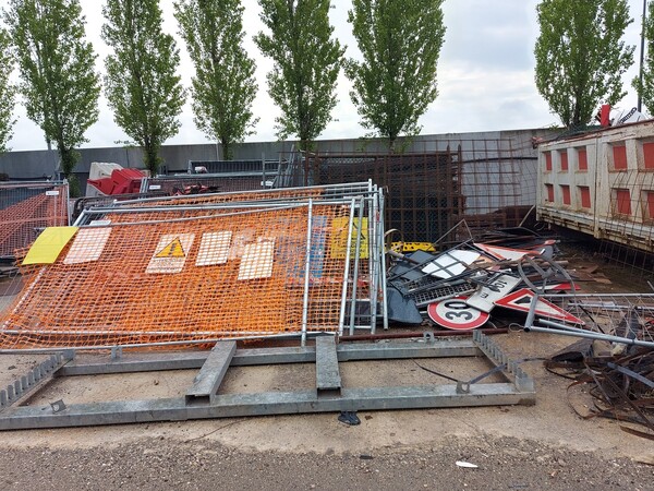 132#7778 Container e attrezzature da cantiere in vendita - foto 68