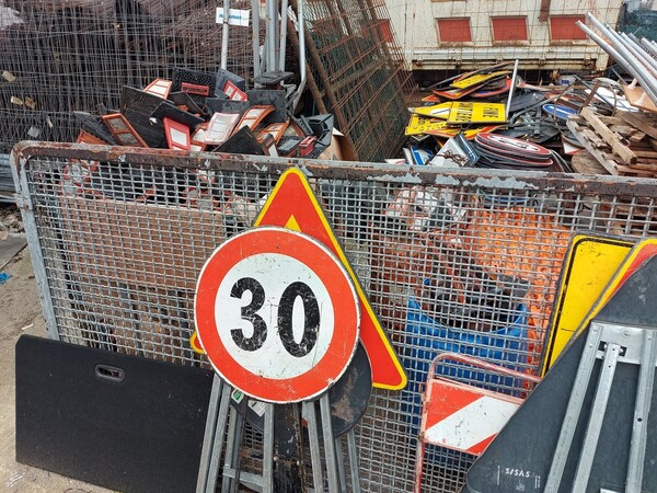 132#7778 Container e attrezzature da cantiere in vendita - foto 70