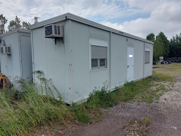 132#7778 Container e attrezzature da cantiere in vendita - foto 91