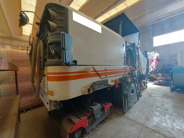 47#7778 Fresa stradale Wirtgen W 210 in vendita - foto 10