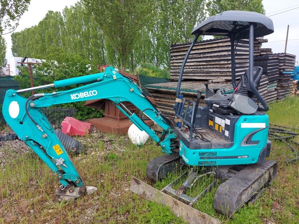 57#7778 Miniescavatore Kobelco SK17SR-3E in vendita - foto 1