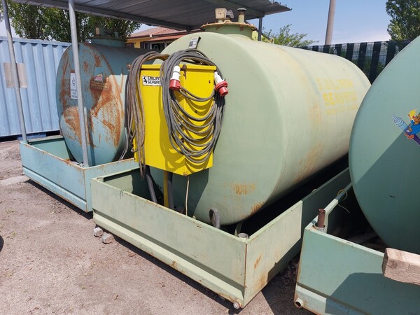 64#7778 Serbatoi per il gasolio Emiliana Serbatoi e Fenzi in vendita - foto 4