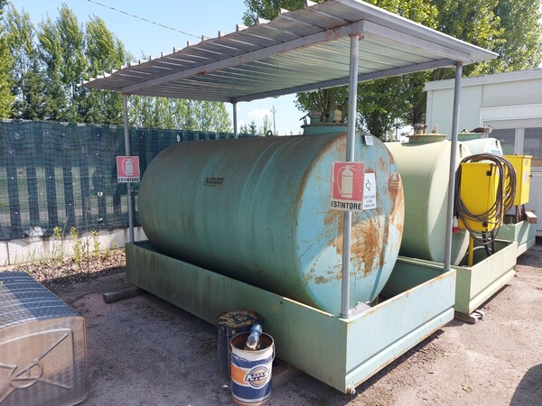 64#7778 Serbatoi per il gasolio Emiliana Serbatoi e Fenzi in vendita - foto 9