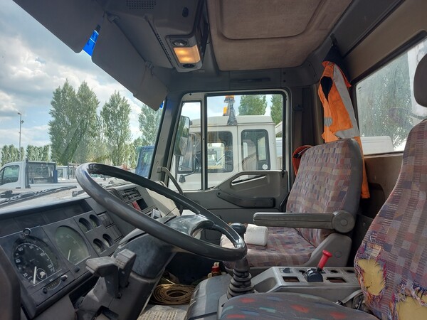 10#7780 Autocarro Iveco 80E in vendita - foto 10