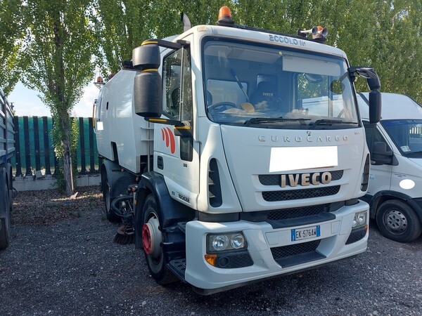 15#7780 Autoveicolo per uso speciale Iveco  160/150/E4 in vendita - foto 1