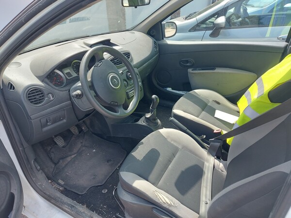 2#7780 Autocarro Renault Clio in vendita - foto 6
