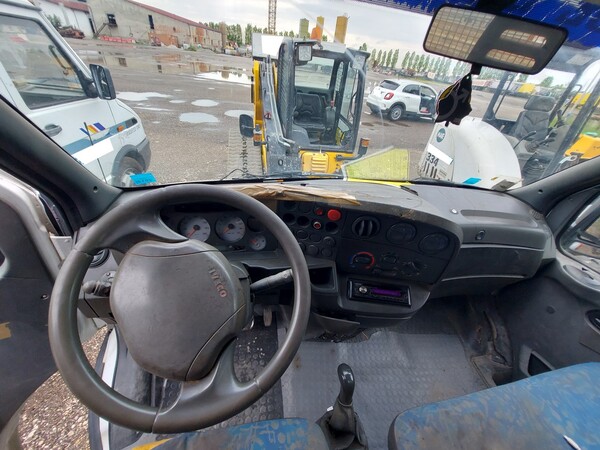 20#7780 Autocarro Iveco C11A in vendita - foto 10