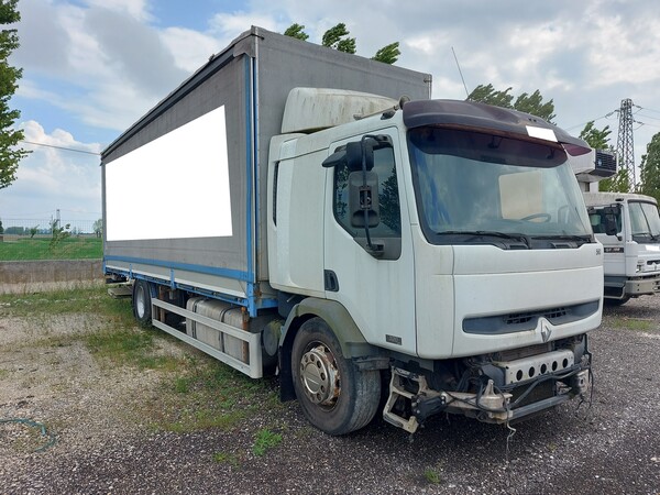 Autocarri in vendita