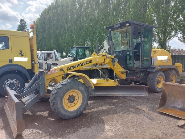 49#7780 Grader New Holland F106.6 in vendita - foto 12