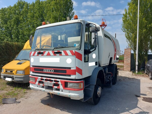 Spazzatrici in vendita