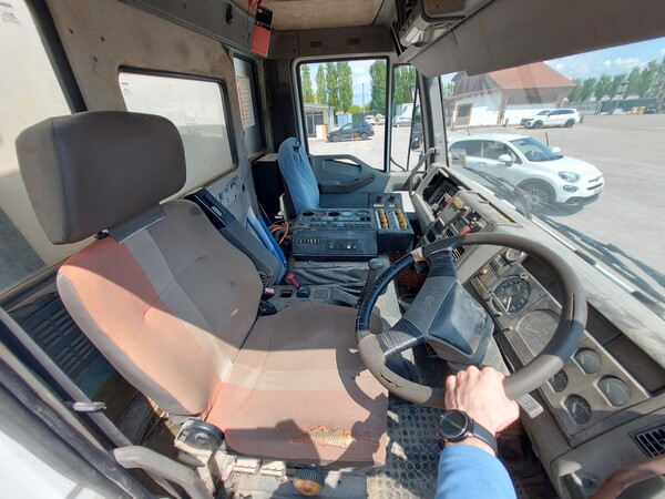 8#7780 Autoveicolo Iveco uso E18 in vendita - foto 14