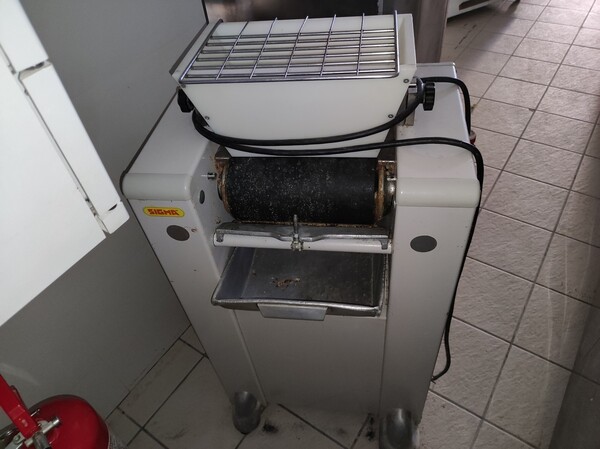 1#7787 Attrezzatura e arredamento laboratorio gastronomico e pizzeria in vendita - foto 48
