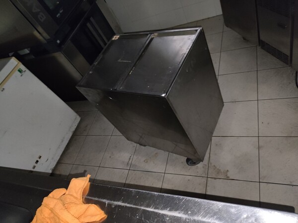 3#7787 Arredamento e attrezzatura da bar in vendita - foto 33