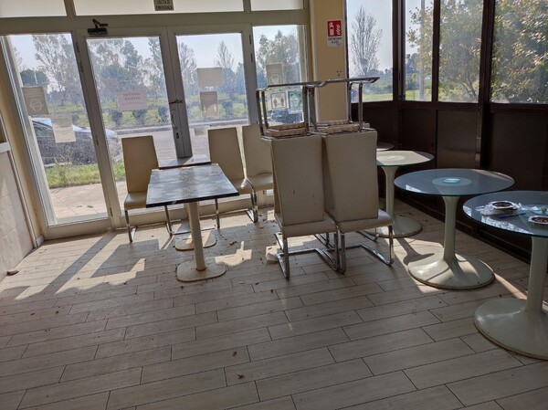 4#7788 Attrezzatura e arredamento da bar in vendita - foto 26