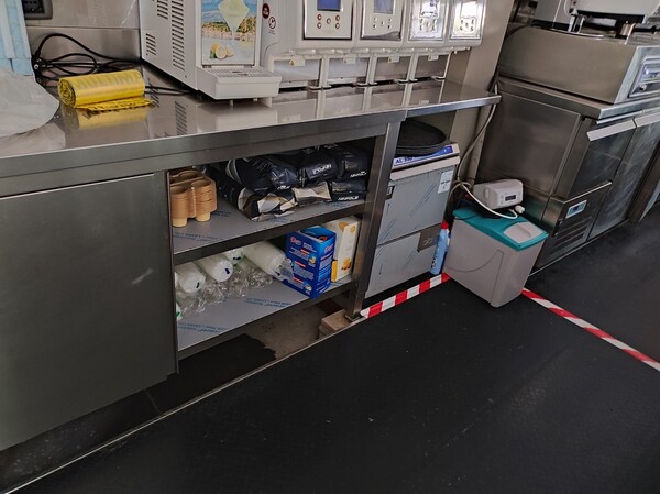5#7789 Attrezzatura e arredamento da bar in vendita - foto 6