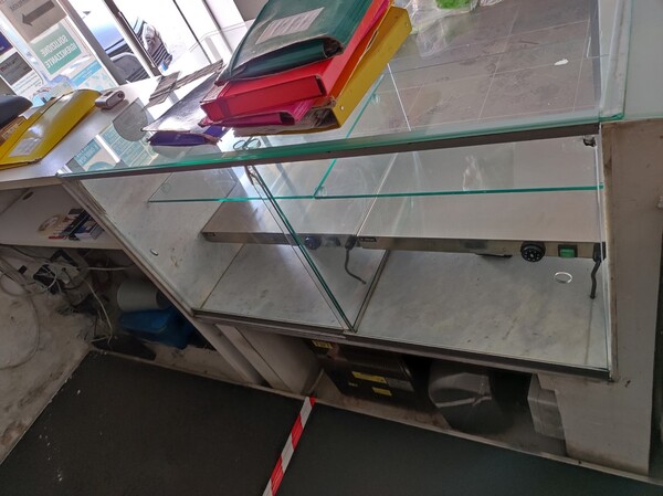 5#7789 Attrezzatura e arredamento da bar in vendita - foto 11