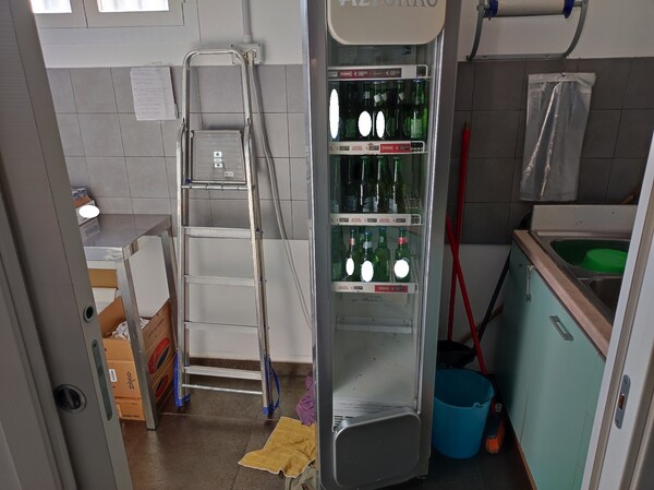 5#7789 Attrezzatura e arredamento da bar in vendita - foto 16