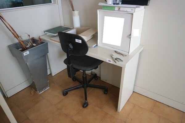 1#7799 Arredi ed attrezzature ufficio in vendita - foto 2