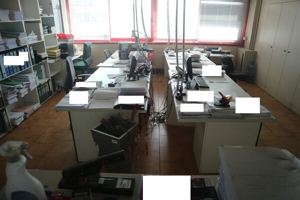 1#7799 Arredi ed attrezzature ufficio in vendita - foto 3