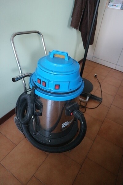 1#7799 Arredi ed attrezzature ufficio in vendita - foto 9