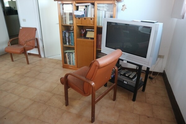 1#7799 Arredi ed attrezzature ufficio in vendita - foto 18