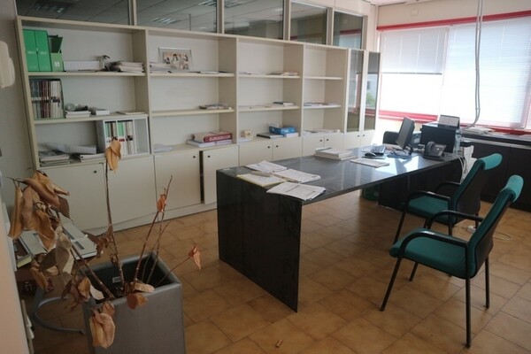 2#7799 Arredi ed attrezzature ufficio in vendita - foto 5