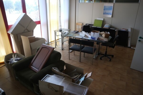 5#7799 Arredi ed attrezzature ufficio in vendita - foto 2