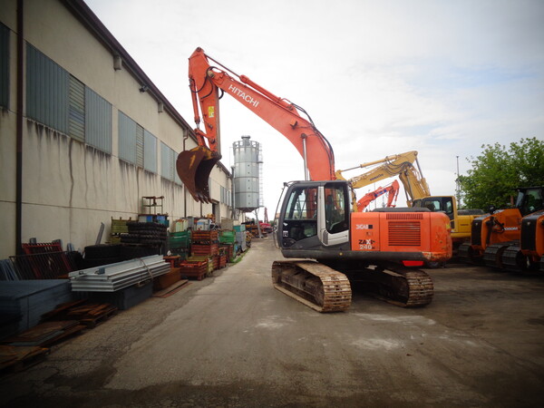 3#7807 Escavatore cingolato Hitachi in vendita - foto 4