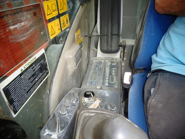 3#7807 Escavatore cingolato Hitachi in vendita - foto 9