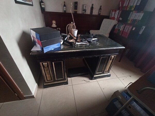 1#7809 Arredamento e complementi d'ufficio in vendita - foto 3