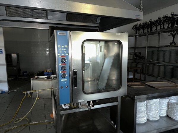 4#7809 Arredamento ed accessori per ristorazione in vendita - foto 2