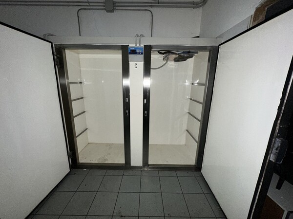 4#7809 Arredamento ed accessori per ristorazione in vendita - foto 3