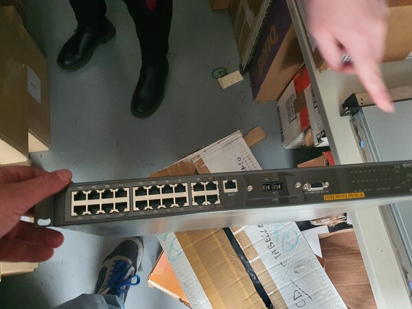 7#7810 Attrezzature elettroniche in vendita - foto 32