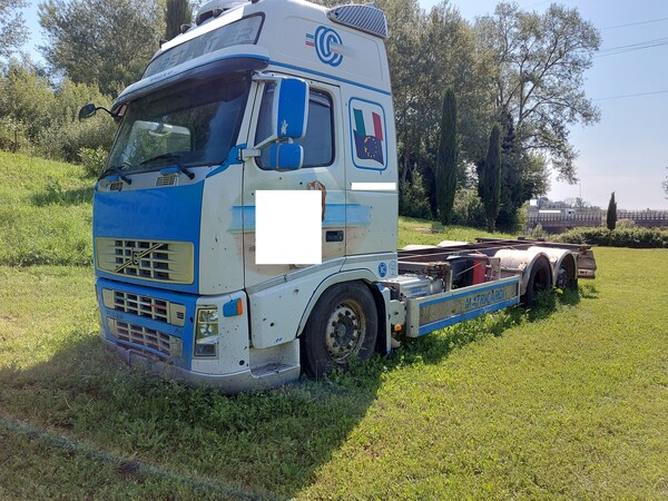 1#7820 Autocarro scarrabile Volvo FH480 in vendita - foto 1