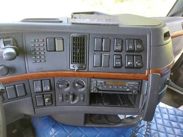 1#7820 Autocarro scarrabile Volvo FH480 in vendita - foto 32