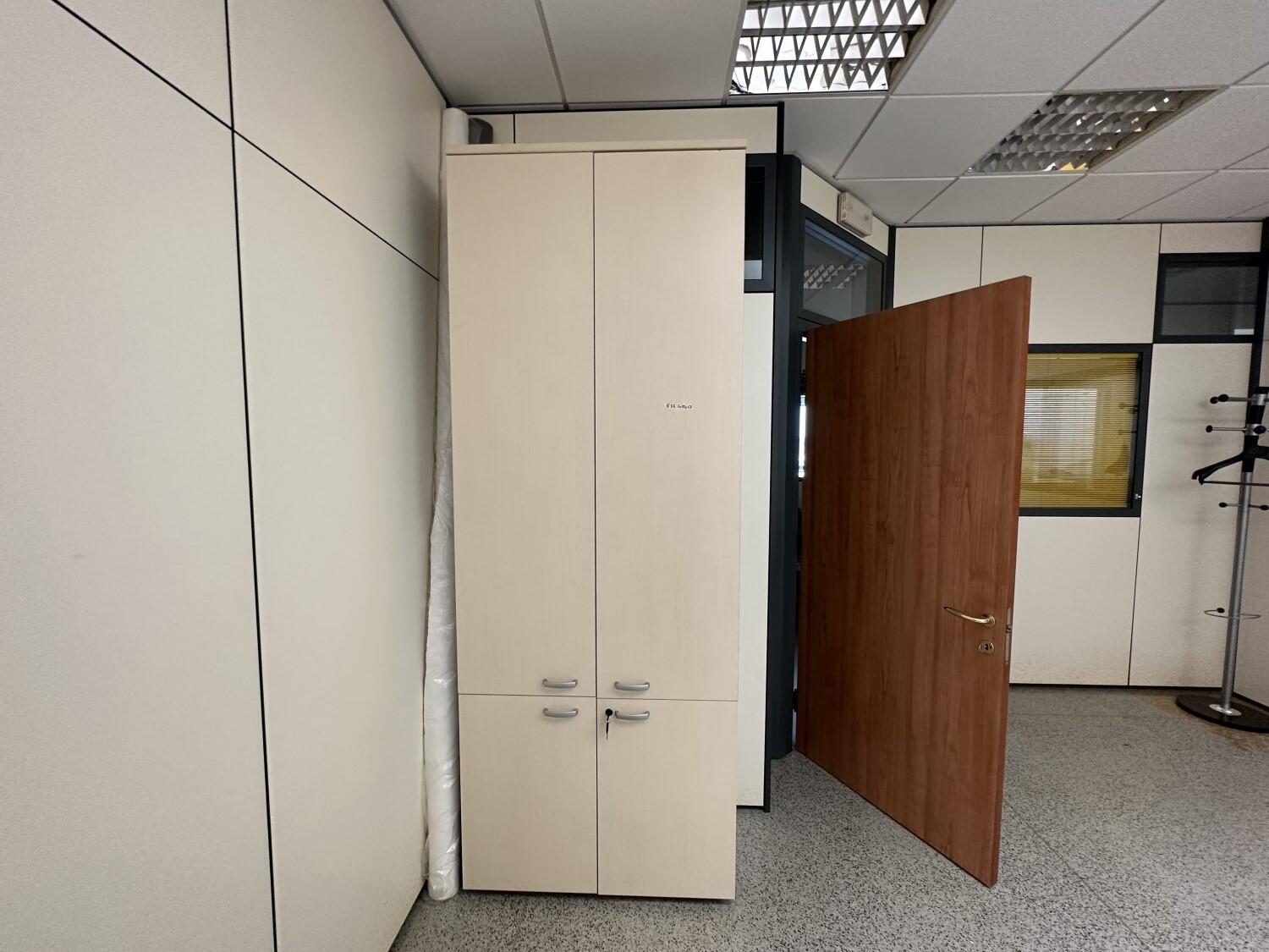 Lot Office furniture