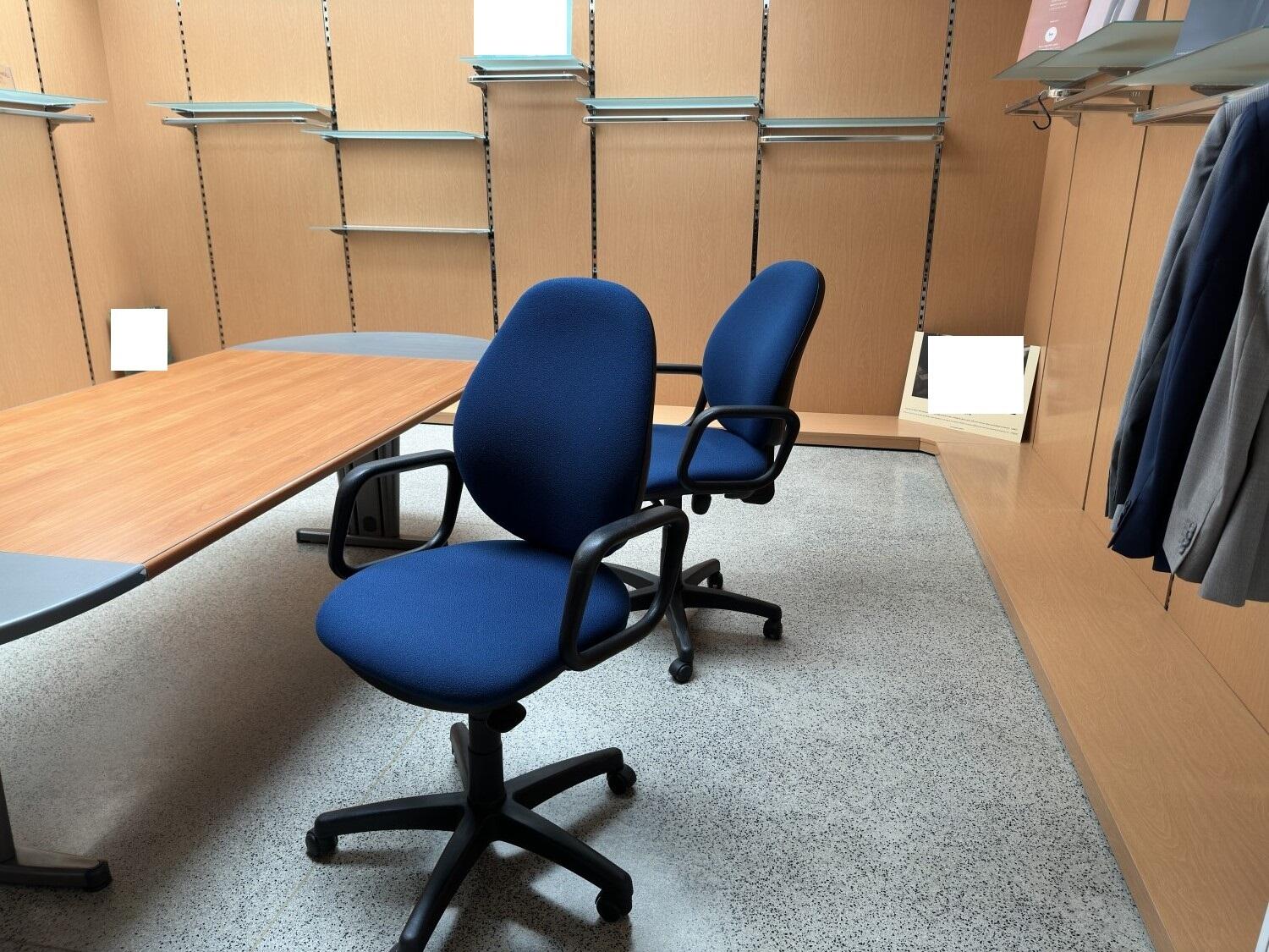 Lot Office furniture