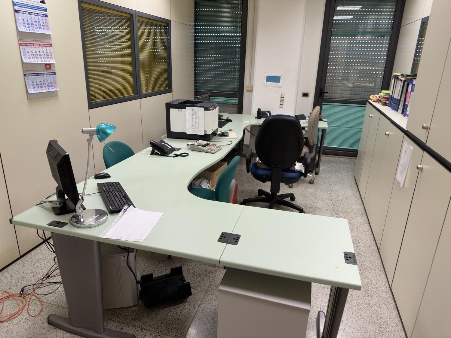 Lot Office furniture