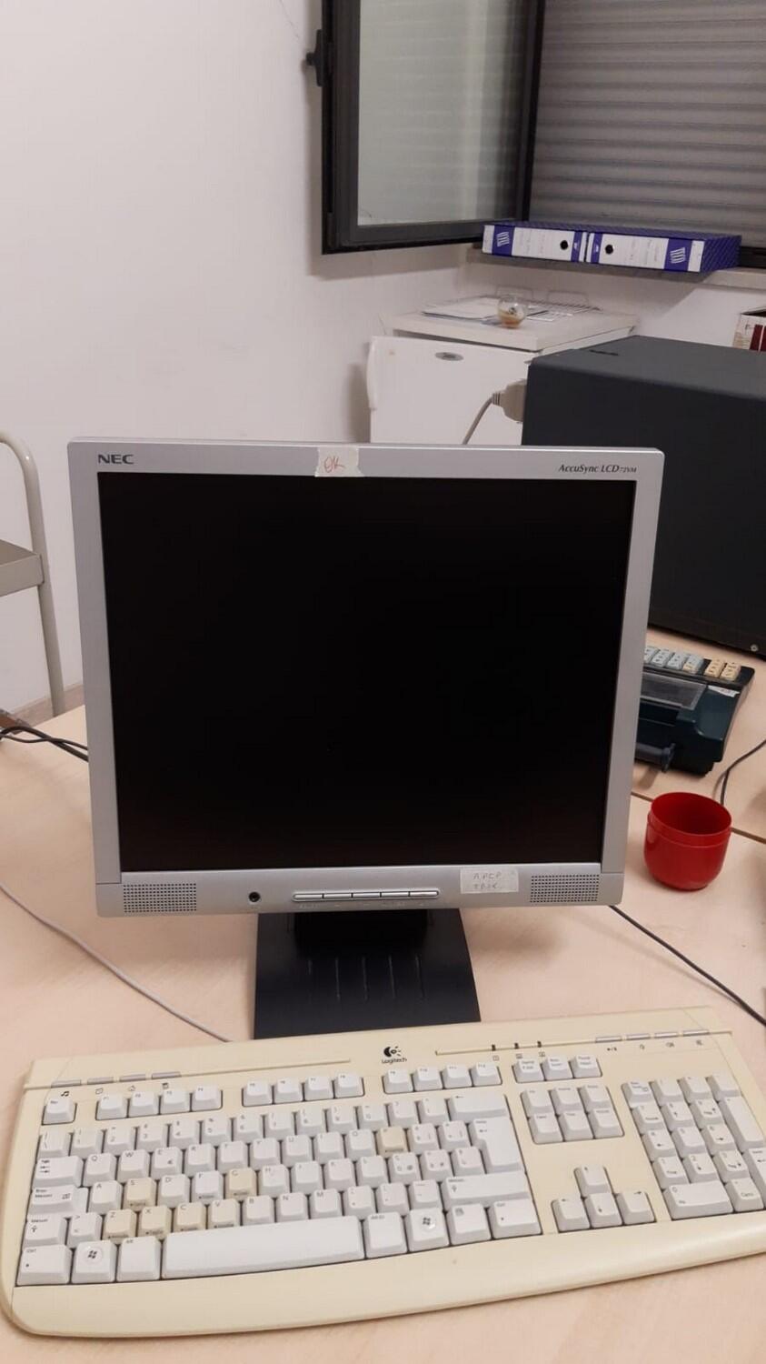 Lot Office computer equipment