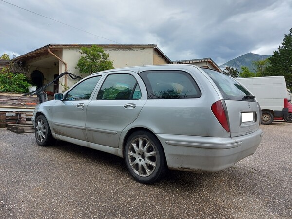 6#7825 Autovettura Lancia Lybra in vendita - foto 3