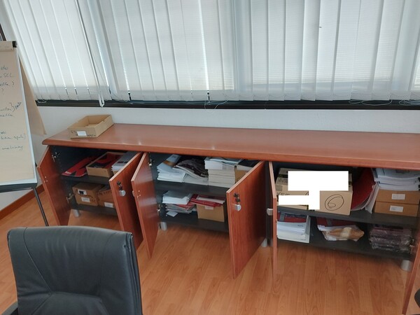 1#7826 Arredi e macchine elettroniche da ufficio in vendita - foto 30
