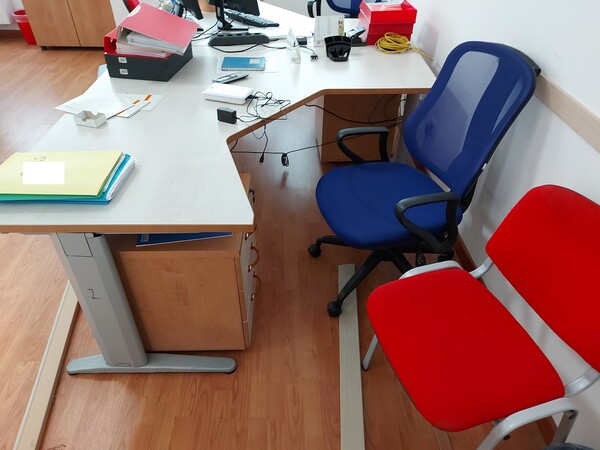 1#7826 Arredi e macchine elettroniche da ufficio in vendita - foto 44