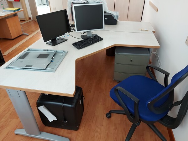 1#7826 Arredi e macchine elettroniche da ufficio in vendita - foto 49