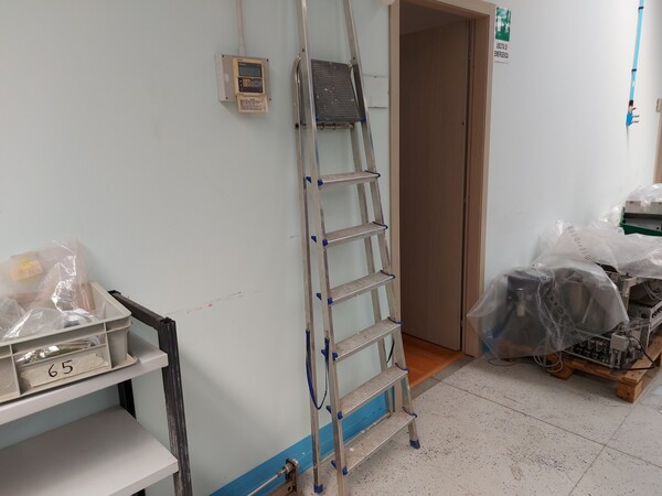 3#7826 Attrezzatura da officina e scaffalatura in vendita - foto 25