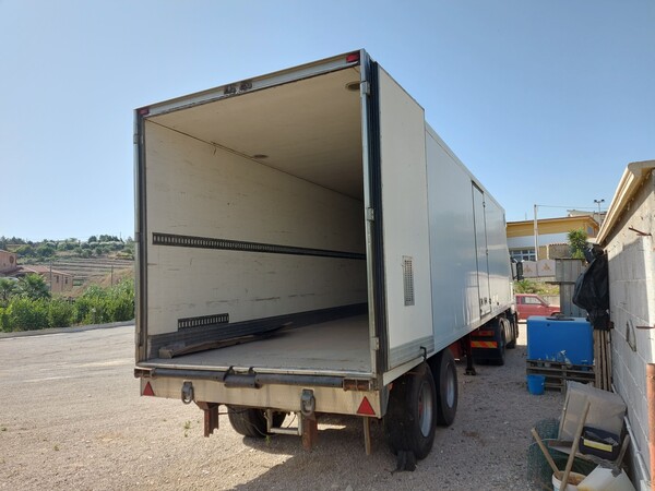 3#7828 Semirimorchio isotermico con gruppo frigorifero Acerbi in vendita - foto 3