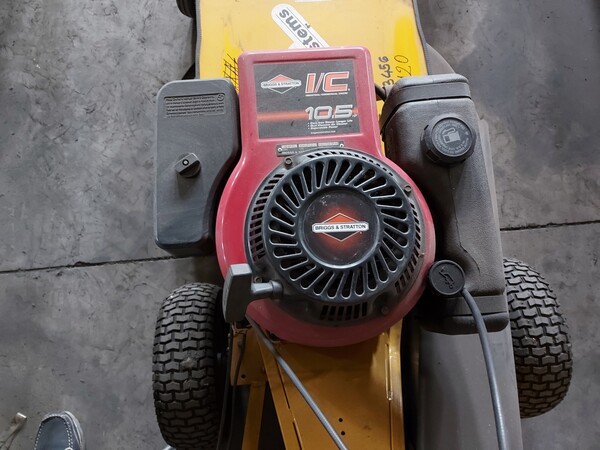 120#7834 Rasaerba professionale 67 Hp in vendita - foto 4
