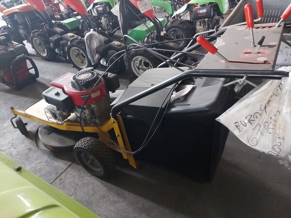120#7834 Rasaerba professionale 67 Hp in vendita - foto 7