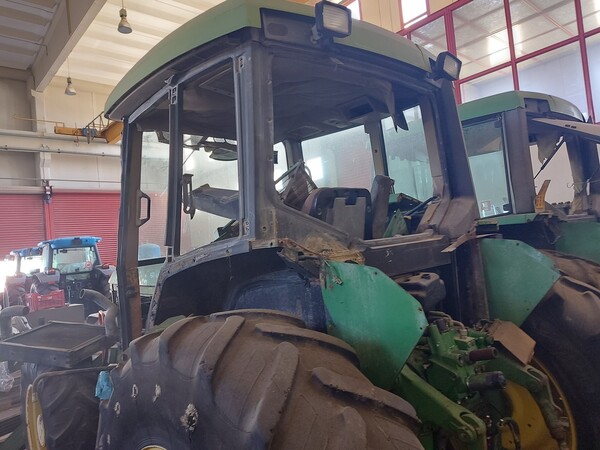 60#7834 Trattore John Deere 6100DT in vendita - foto 11