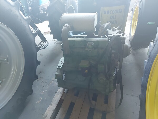 60#7834 Trattore John Deere 6100DT in vendita - foto 17
