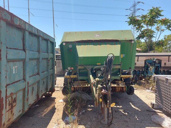 65#7834 Pressa John Deere 690 in vendita - foto 10